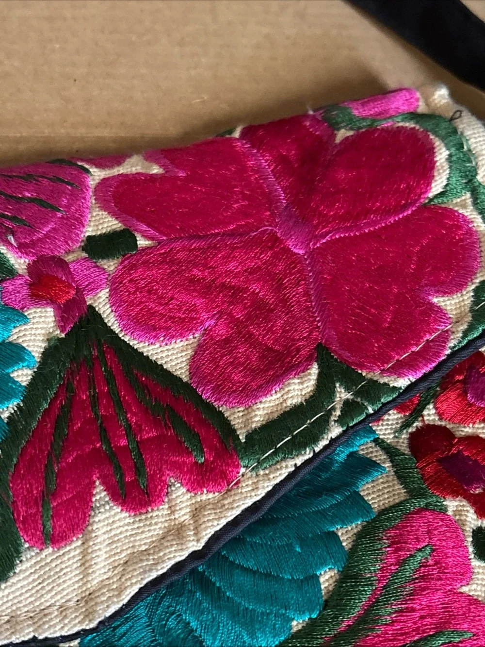 Mexican Boho Embroidered Floral Crossbody Bag in Pink & Teal w defects vintage - Picture 13 of 16